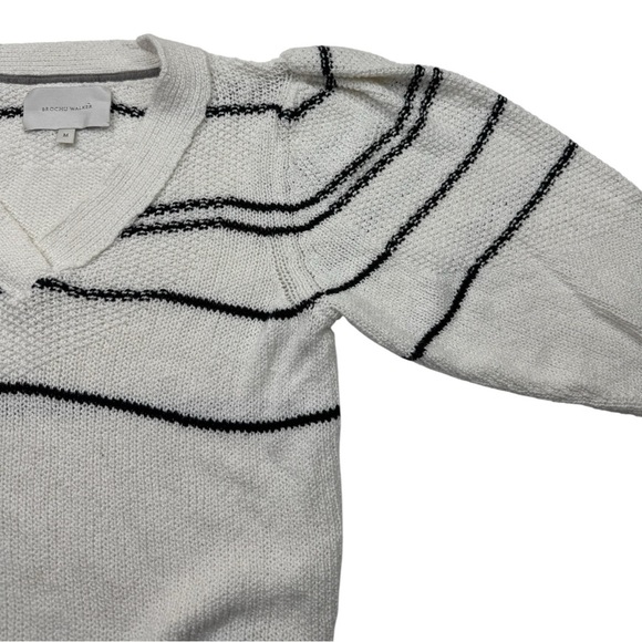 Brochu Walker Sasha Striped Vee Sweater - Picture 16 of 16